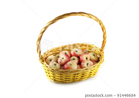 Flat peach (doughnut peach, donut peach, UFO peach, peento peach, saucer peach). Ancient Chinese variety "Pan tao". Delicacy 91446684