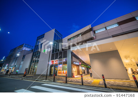 Overlooking the renewed Kannai Station, etc. Overlooking the renewed Kannai Station, etc. 91447168