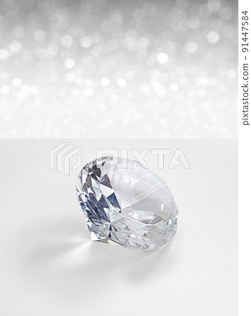 Diamonds of placed on white shining bokeh background. concept for selection best diamond gem design 91447584