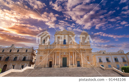 Duomo basilica, Noto, sicily, Italy 91448106