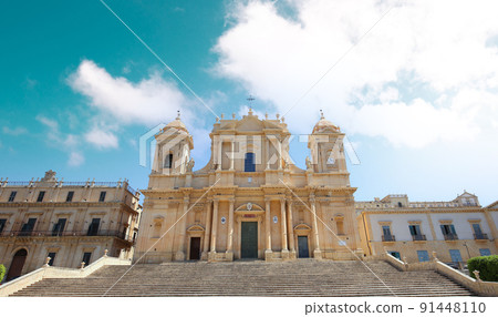 Duomo basilica, Noto, sicily, Italy Duomo basilica, Noto, sicily, Italy 91448110