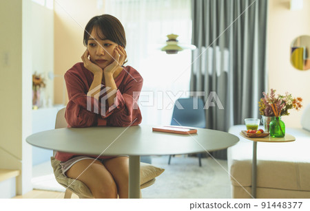 女生 女孩 女性 91448377