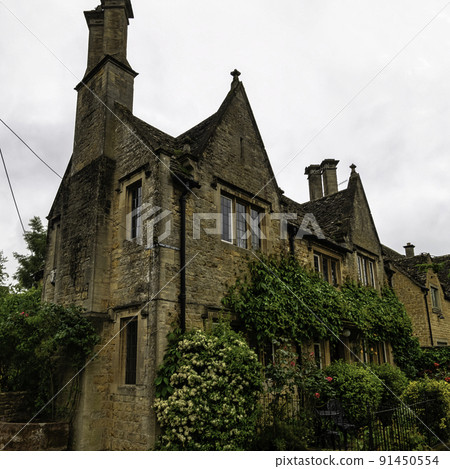 Vintage architecture of Bourton-on-the-Water Vintage architecture of Bourton-on-the-Water 91450554
