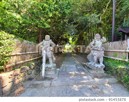 Senjoji Temple Shimazu Family Bodaiji Temple(日本第一座禪寺)仁王石像 Senjoji Temple Shimazu Family Bodaiji Temple(日本第一座禪寺)仁王石像 91453878