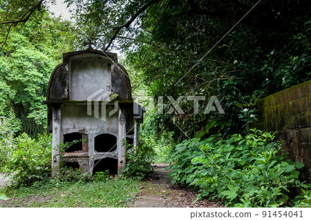 Abandoned open graves in the cemetery of the old town of Armero destroyed by an avalanche caused by the Nevado del Ruiz Volcano in 1985 in Colombia Abandoned open graves in the cemetery of the old town of Armero destroyed by an avalanche caused by the Nevado del Ruiz Volcano in 1985 in Colombia 91454041