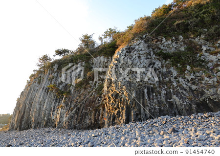 Gaetkak柱狀節理、柱狀節理、懸崖、懸崖、海灘、海岸、熔岩、天然洞穴、日落、 Gaetkak柱狀節理、柱狀節理、懸崖、懸崖、海灘、海岸、熔岩、天然洞穴、日落、 91454740