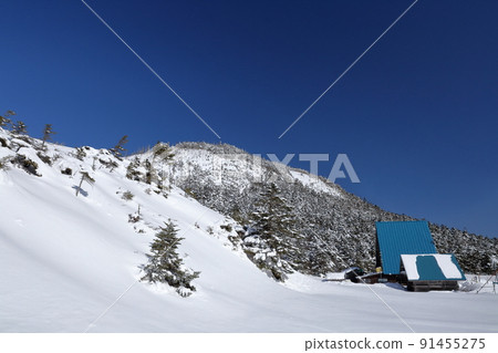 雪山小屋(長野縣茅野市北代岳自然公園島晴山莊) 雪山小屋(長野縣茅野市北代岳自然公園島晴山莊) 91455275