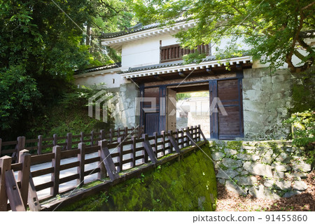 Feng Castle Otomon Feng Castle Otomon 91455860