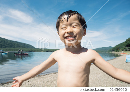 Summer vacation / family trip image 91456030