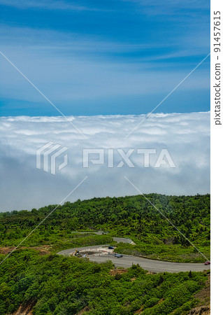 Sea of clouds in the direction of Miyagi seen from the direction of Zao Daikokuten Sea of clouds in the direction of Miyagi seen from the direction of Zao Daikokuten 91457615