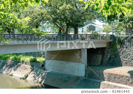 Yukiyuki Bridge and Tsuboi River 91461445