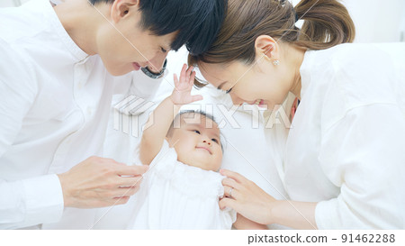 Parents who put their baby to sleep Child-rearing image 91462288