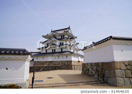 兵庫尼崎市尼崎城（從西北側，初夏） 91464639