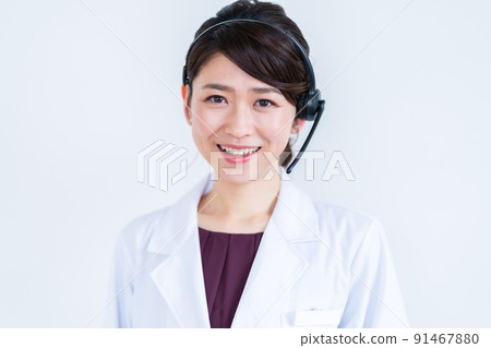 A lady in white 91467880