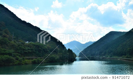 多摩川河風景 91471072