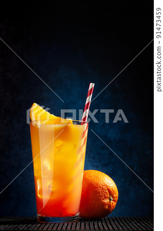 Tequila sunrise cocktail 91473459