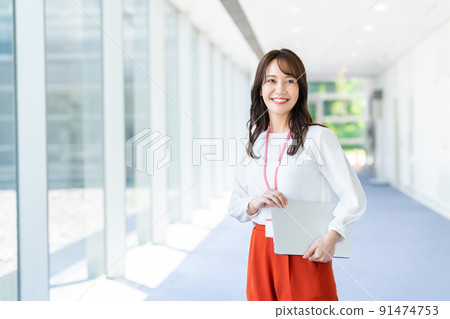 Young engineer woman in the office Young engineer woman in the office 91474753