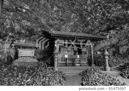 天岩戶神社 Amanoyasukawara 單色【宮崎縣西臼杵區高千穗町】 天岩戶神社 Amanoyasukawara 單色【宮崎縣西臼杵區高千穗町】 91475097