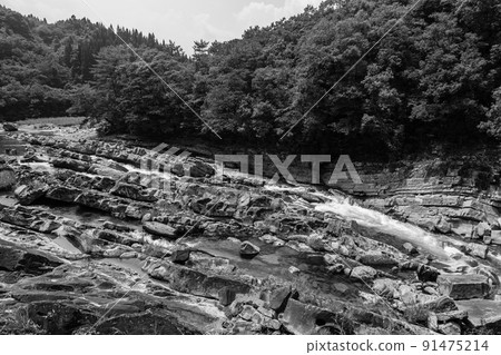 Todoroki Funakata Monochrome [宮崎縣東臼杵郡美里町] 91475214