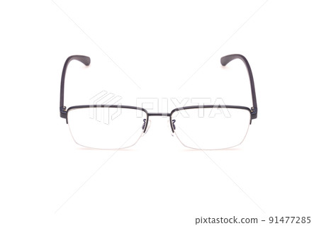 New black frame eyeglasses with clear lens isolated on white 91477285