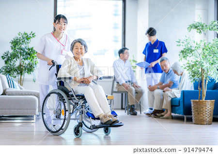 Senior care 91479474