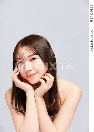 美麗年輕的日本女人 91484458