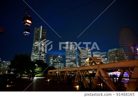 Yokohama cabin evening / night view 91488165