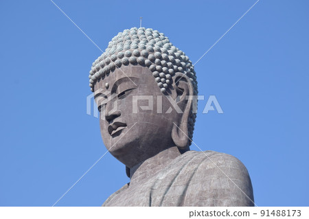 Ushiku Daibutsu The world's largest bronze statue 91488173