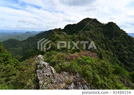 From the Taki mountain range From the Taki mountain range 91489134