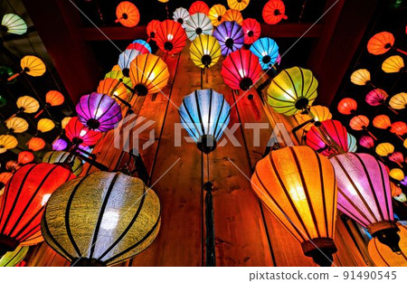Asian lantern festival / festival at night Asian lantern festival / festival at night 91490545
