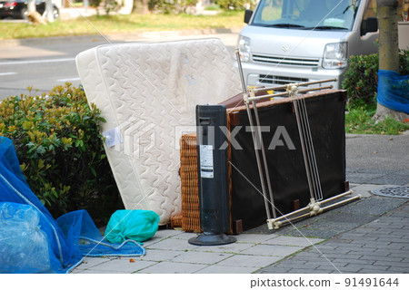 笨重的垃圾 91491644