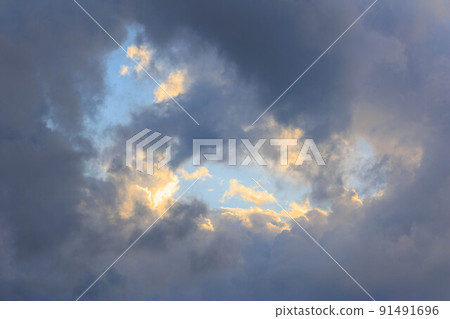 從新日本海渡輪上看到的天空 從新日本海渡輪上看到的天空 91491696