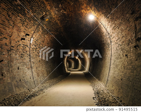 舊信越本線隧道 Abt型鐵路的廢棄鐵路痕跡 91495515