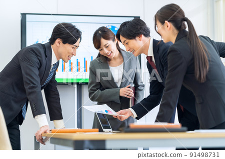 Meeting team business businessman office 91498731