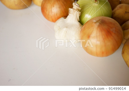 新鮮蔬菜洋蔥、土豆、大蒜 91499014