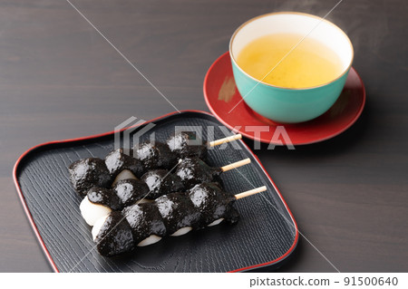 芝麻串餃子和茶 91500640