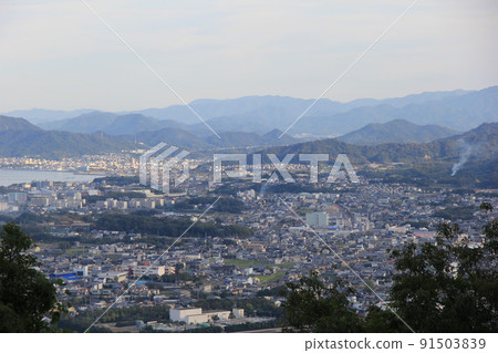 Urban scenery of "Murecho, Takamatsu City, Kagawa Prefecture" seen from "Yashima" (Japan) Urban scenery of "Murecho, Takamatsu City, Kagawa Prefecture" seen from "Yashima" (Japan) 91503839