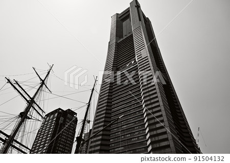 Monochrome Yokohama walk scenery sailboat mast and Landmark Tower Monochrome Yokohama walk scenery sailboat mast and Landmark Tower 91504132