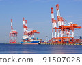 Container ship waiting for loading and unloading work 91507028