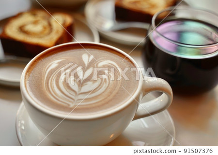 Coffee and pound cake 91507376