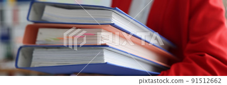 Bunch of papers and files 91512662