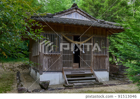 Koshibi Shrine 91513046