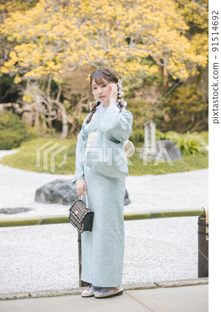 Kimono woman portrait Kimono woman portrait 91514692