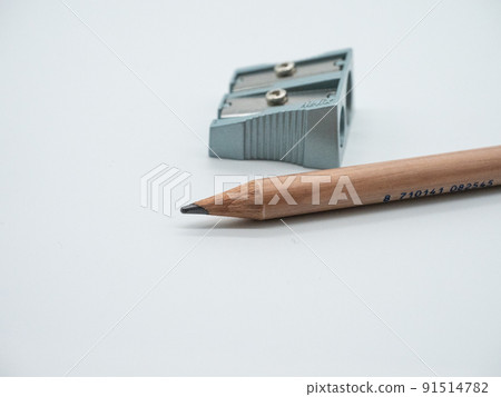 鉛筆和卷筆刀 鉛筆和卷筆刀 91514782