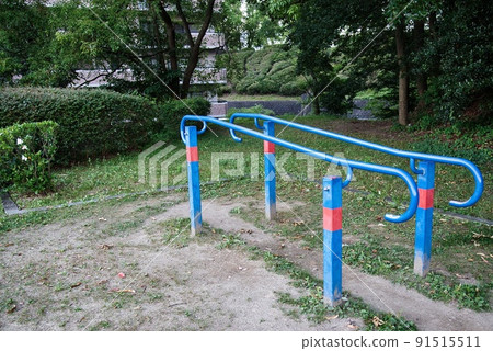 川內長野市寺池 清晨藍色遊樂設備 川內長野市寺池 清晨藍色遊樂設備 91515511
