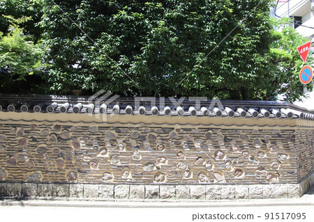 Hakata Fence of Rakusuien in Hakata-ku, Fukuoka Hakata Fence of Rakusuien in Hakata-ku, Fukuoka 91517095