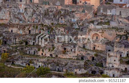 Sassi in the city of Matera Italy at sunset 91521187