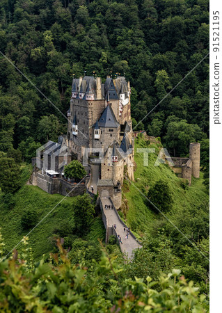 Medieval Eltz Castle - a famous landmark in Germany 91521195