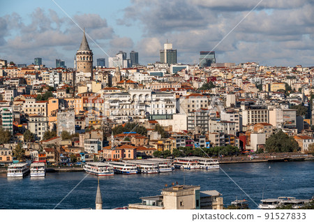ISTANBUL, TURKEY - OCTOBER 12 ,2021 ISTANBUL, TURKEY - OCTOBER 12 ,2021 91527833