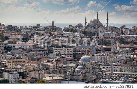 ISTANBUL, TURKEY - OCTOBER 12 ,2021 91527921